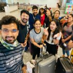 Pallavi Gowda Instagram - Back to Bengaluru 😉 Pic togobeku anta mask remove madidvi next pic nodi mask 😷 ide😄 Kempegowda International Airport Waiting Area
