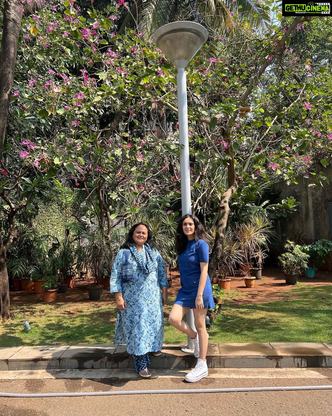Pankhuri Awasthy Rode Instagram - A lil staycay with mommay! #FullofLove 💗✨