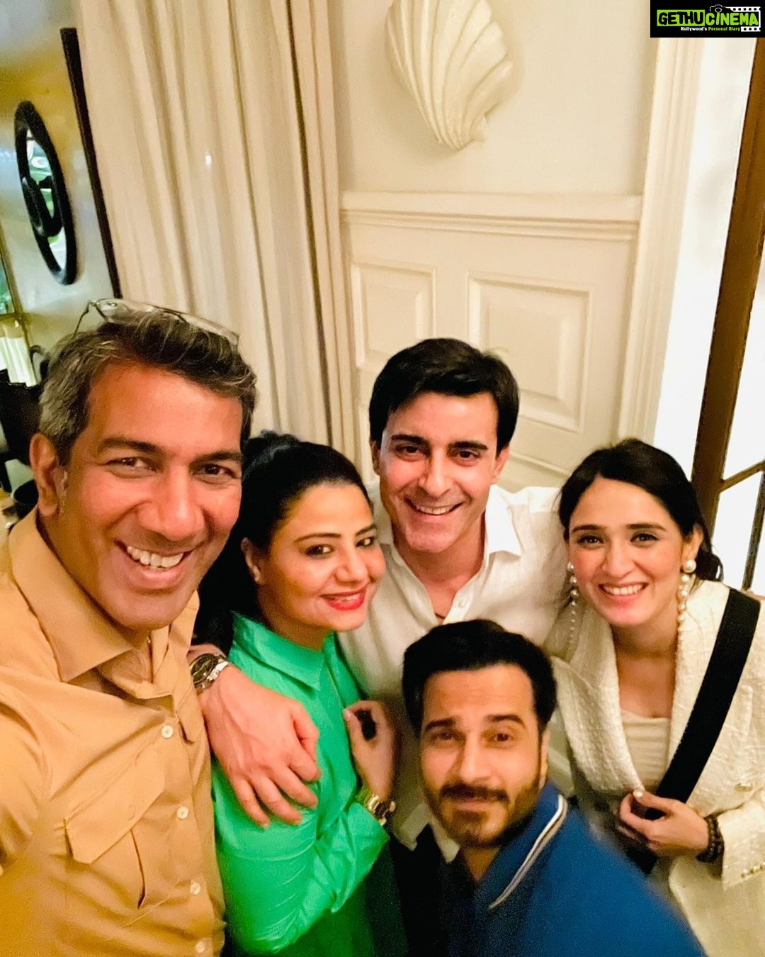 Pankhuri Awasthy Rode Instagram - 5th Anniversary Special 🤍🧿 Nariman Point