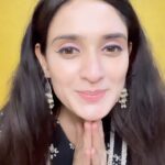 Pankhuri Awasthy Rode Instagram - Wing it like a boss! ✨ A quick and easy flick of the wrist with my eyeliner. Trust me, it’s the easiest way to elevate your makeup game- a simple winged eyeliner! 😍 I’m using the - @sephora_india Eyeliner 👀 #WingedEyelinerGoals #MakeupGameStrong #QuickAndEasyTips