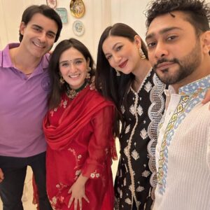 Pankhuri Awasthy Rode Instagram - Blessed Eid! 🌙🤲🏻 🧿

#sharingthisbeautifuljourney
#mumstobe 
#dadstobe #eidmubarak #pregnancy #phase #love #bump