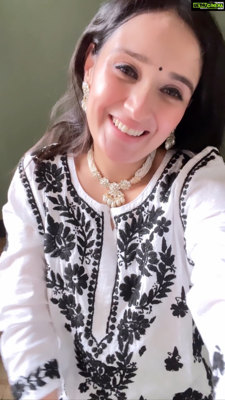 Pankhuri Awasthy Rode Instagram - Come Get Ready With Me as I channel my inner elegance with this stunning Lucknowi chikankari kurta. The intricate details and monochrome hues create the perfect balance of chic and sophistication. π€π€ My kurta set is from @zubeida_diaries Jewellery of course is @houseofaekaya ( neck piece and earrings) Styling: @styling.your.soul Brand Pr : @socialpinnaclepr #LucknowiKurta #ChikanLabel #elegancepersonified