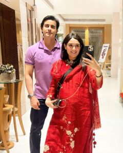 Pankhuri Awasthy Rode Instagram - Blessed Eid! 🌙🤲🏻 🧿

#sharingthisbeautifuljourney
#mumstobe 
#dadstobe #eidmubarak #pregnancy #phase #love #bump