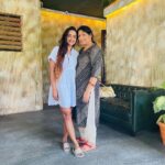 Parul Chauhan Instagram – Swarth ke peeche 
bhaagne waali ye duniya Kisi ke liye bhi nahi rukti, Humein khud rokna padta hai… In logon ke bare mein mat socho, koi tumse zyada taaqatwar nahi hai, duniya me sabse badha yodha MAA hoti hai…!!!
❤️❤️❤️❤️😍 Global Fusion Verso