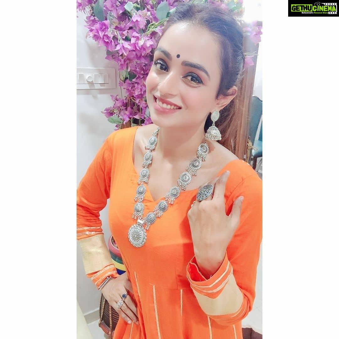Parul Chauhan Instagram - Beauty is who you are. Jewellery is simply the icing on the cake" Thank u @sai_collection2020 for these beautiful jewellery..💞💞💞💞💞💞💞💞