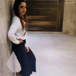 Parul Chauhan Instagram - @josh.punjabi @officialjoshapp Thank u so much @official_pf_buttons_and_bows for this beautiful bow kolhapuri chappal😘😘😘😘😘😘😘😘😘