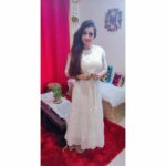 Parul Chauhan Instagram - White is the color of peace Thank u for this beautiful gift @styleinhand6 ❤️❤️❤️❤️❤️❤️