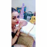 Parul Chauhan Instagram - Still celebration is going on and I am so happy to get these amazing gifts from @vermasartgallery on my birthday thnk u so much guys for this wonderful surprise.....yupiiiiii💃💃💃💃💃💃💃💃💃💃💃💃❤️❤️❤️❤️❤️❤️