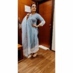 Parul Chauhan Instagram - Self confidence is a super power. Once you start to believe in yourself, magic starts happening Thnk u so much @rutbaa_13 for this beautiful black metal jhumka 😘😘❤️ Wearing this beautiful suit it's Pure Jaam Cotton fabric Kurta with Pant nd organza duppata heavy lace work on kurti and dupatta ..loved the fabric n specially duptta thnk u @vastrabyekta & @creationspng 😘❤️😘❤️😘❤️😘❤️ 📸📸@maneeshaojha