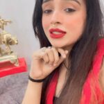 Parul Chauhan Instagram – Tere Bina ❤️❤️❤️❤️❤️ @thechiragt 
Miss u