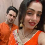 Parul Chauhan Instagram - Happy Karwachauth @thechiragt aj mera 4 karwa pooja maine Aisa lag raha hai are Abhi to shadi huyi thi thnk u Har Kadam me mere sath chalne k liye Har samay sath dene k liye love u 🥰🥰🥰❤️❤️❤️🥰🥰❤️❤️🥰❤️🥰❤️🥰