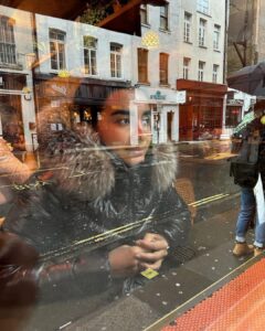 Patralekha Instagram - Reflecting through reflections🍂

📸 @rajkummar_rao