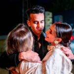 Patralekha Instagram - Always shielding each other no matter how much we fight. My two siblings ❤️ @parnalekha9 @agnishpaul1995 #nationalsiblingsday❤️