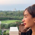 Patralekha Instagram - Spot one of the 7 wonders of the world.. #TajMahal