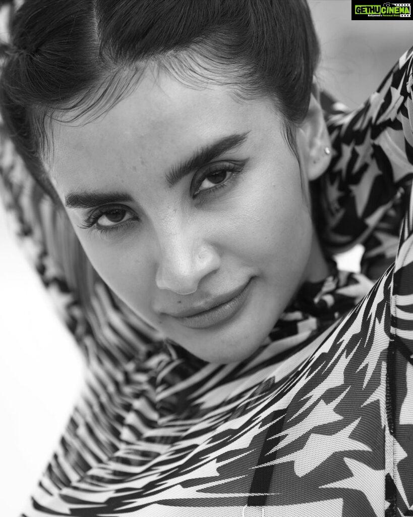 Patralekha Instagram - Looking at you.. Yes, you !