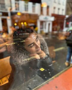 Patralekha Instagram - Reflecting through reflections🍂

📸 @rajkummar_rao