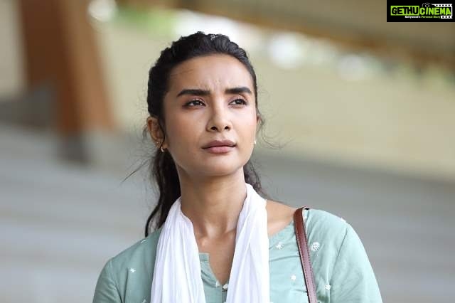 Patralekha Instagram - Sanghamitra Das.. #aaryapaar #disneyplushotstar releasing on 30th December ..