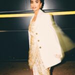 Patralekha Instagram – Promotions
Dress @aartivijaygupta
Blazer @massimodutti
Jewellery @shoplune
Shoes @aminamuaddi
Shoes @aminamuaddi
Hair @krisann.figueiredo.mua
Makeup: @rakshandairanimakeupandhair
Assisted by @rhoehan
Photo @leroifoto