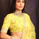 Pavitra Punia Instagram - Lemonade 🍋 #pavitraapuniya #pavitrapunia #fashion #style #glam