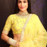 Pavitra Punia Instagram - Lemonade 🍋 #pavitraapuniya #pavitrapunia #fashion #style #glam
