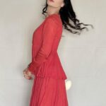 Pavitra Punia Instagram - Bahot din se photo nhe daali Wearing @abstractbymeghajainmadaan Styling @pavitrapunia_ PR @dinky_nirh Jewels - straight from my closet Makeup @pavitrapunia_ #pavitraapuniya #pavitrapunia #fashion #style #glam #cosmogirl #fashionstyle