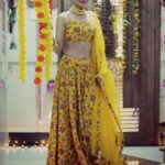 Pavitra Punia Instagram - घूमर 🌼🌿 🌻 Few more from diwali collection 🌸 Wearing @ghoomarjaipur_ PR @connectedforfashion Jewels @maejewellery #pavvitrapunia