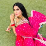 Pavitra Punia Instagram - 🌸 #pavvitrapunia #ishqkidastaannaagmani #love #actress #fashion #style #life