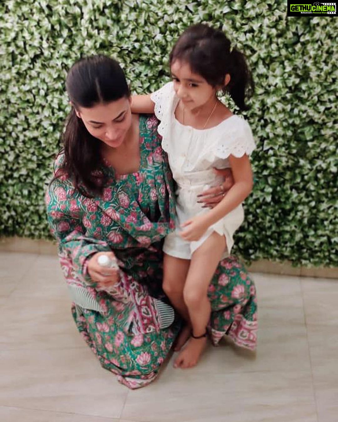 Pavitra Punia Instagram - Happy birthday my little diva @khyrachawande ๐๏ธ my little dove baby. May you have this infectious smile on your face forever. Keep sparkling little dove. Maasi loves you a lot ๐ซถ๐ป๐ธ๐โค๏ธ๐งฟ #pavitraapuniya #birthday post โ๏ธ