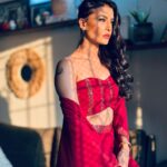 Pavitra Punia Instagram - Sun tried to kiss through the net from the window 🪟💋 #pavitraapuniya #fashion #style #glam