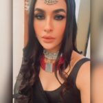 Pavitra Punia Instagram – 🤳 selfie ka mood tha aur dher bhar photos le li 😁🧿

#pavitraapuniya #fashion #style #glam #selfie #beautiful sí मैं