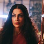 Pavitra Punia Instagram – Blast from past , Maine kaha uda do saaro ko 

#pavitraapuniya #actress #artist #fashion #style #glam not at all glam in this post