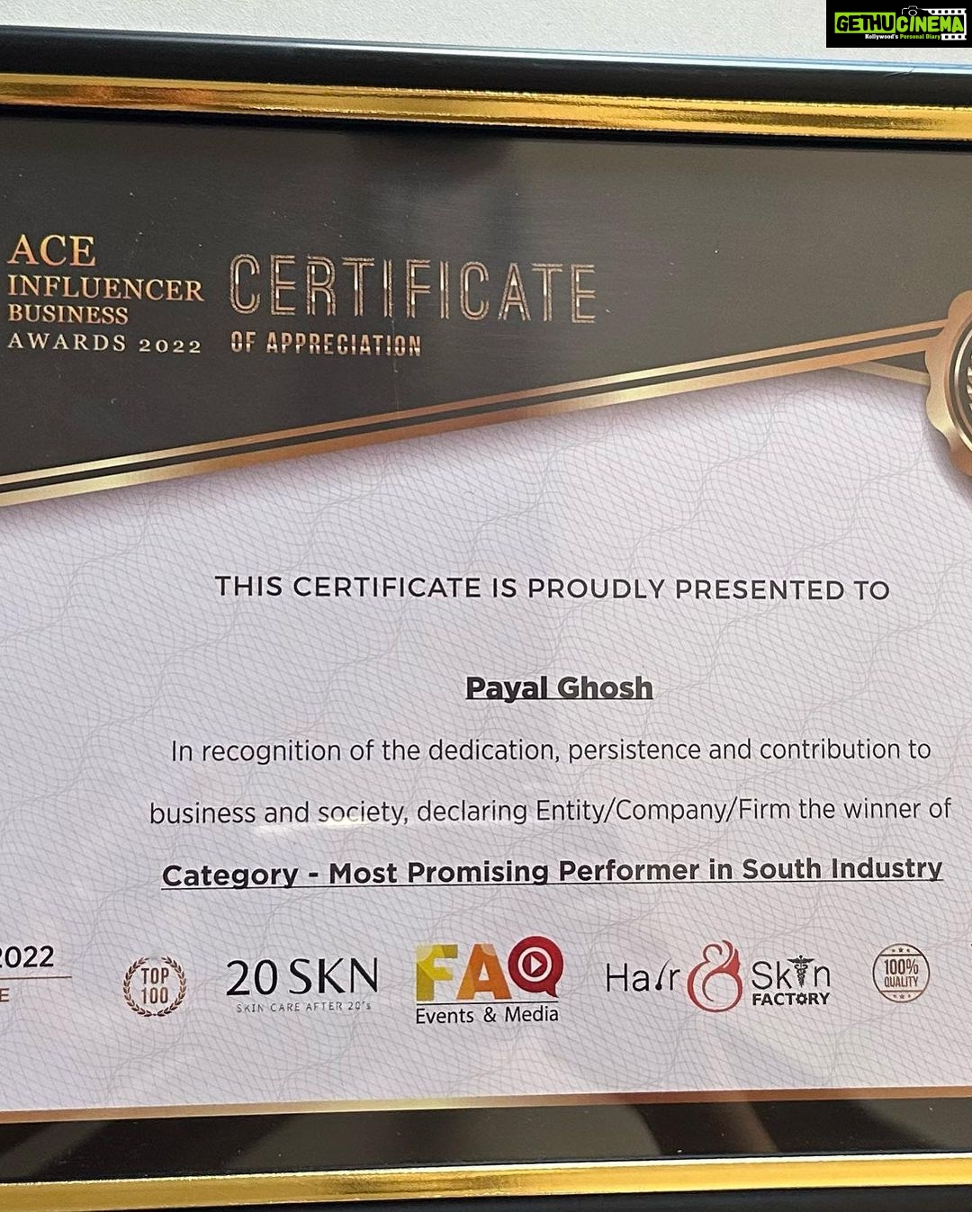 Payal Ghosh Instagram - 🖤🧿 #love The business entrepreneur and the organiser of @aibaawards2022 , the gorgeous Shelly Lather @shellylather with @malaikaaroraofficial who was the chief guest at Ace Influencer Business Awards,Shelly Lather launched her skin brand also @20sknskincare. #shellylather #aceinfluencerawards #skincare Sahara Star