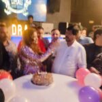 Payal Ghosh Instagram - Thank you so much @dr.ramdasathawale sir and it truly is a happy birthday indeed 🎊🎊 @clubdragofficial #love🖤 Drag