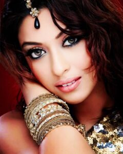 Payal Ghosh Instagram - 🖤🖤 #love