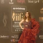 Payal Ghosh Instagram - Tags- Outfit by @heenadesignerstudio Designed by Celebrity Designer @priteshshah6669 #iifa #iifa2022 #Day1 #greencarpet @iifa @easemytrip #reel #instareels #trending Abu Dhabi, United Arab Emirates