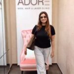 Payal Ghosh Instagram - @iampayalghosh tries LASER HAIR REDUCTION at @adoreskinclinic . Laser Hair Reduction is the most sought & advanced solution to get rid of your unwanted body hair without any pain, frequent visit & downtime . . . . . #laserhairremoval #lasertreatment #laserhairreduction #laserhairremovaltreatment #laserhair #bodyhair #waxing #shaving #threading #tweezing #bodyhairremoval