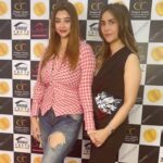 Payal Ghosh Instagram - Thank you beautiful @iampayalghosh for visiting @shagunguptapmu Looking forward to seeing you again❤️😻 #permanentmakeup #bbglowindia #shagunpmuacademy #shagunguptabeautytrends #dermatudemetatherapyindia Dr. Shagun Gupta Permanent Makeup And Cosmetic Clinic