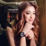 Payal Ghosh Instagram - @alexandrechristie_india @kalpataru_times thank you for this wonderful.. time piece loved it… adds to my charisma. Mumbai, Maharashtra