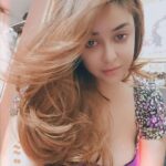 Payal Ghosh Instagram - Kyu ki main alag hu... Ekdam unique piece.. lol #bornqueen #fathersdaughter #pampered #brat #hopelessromantic #love 🖤✨