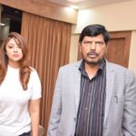 Payal Ghosh Instagram - It was pleasure meeting @dr.ramdasathawale sir, we're all up for Uttar Pradesh election, will be glad to be there and cheer for Yogi Ji #nda #rpi #upelection #bjp