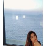 Payal Ghosh Instagram - Day Out... 🖤🖤 #mumbai #winterfeels #happiness #love Mumbai, Maharashtra