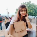 Payal Ghosh Instagram - Cool Sea Breeze and my Coffee .... Loving It... #mumbai #winterfeels #bandstand #happiness #love #coffee 🖤💫 Bandra Band Stand