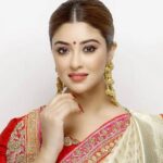 Payal Ghosh Instagram - Happy Ashtami everyone ♥️🙏🏻 #happydurgapuja #durgapuja