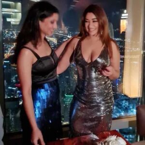 Payal Ghosh Instagram - 🖤✨ #love #happiness #dubailife #dubai