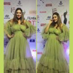 Payal Ghosh Instagram - Filmfare OTT Awards 😍 Outfit @bumpsandfrills Jewellery @the_jewel_gallery Stylist @akankshakawediastyle #danubepropertiesfilmfareottawards #filmfareawards2022 #danubepropertiesfilmfareottawards2022 #payalghosh Taj Lands End, Mumbai
