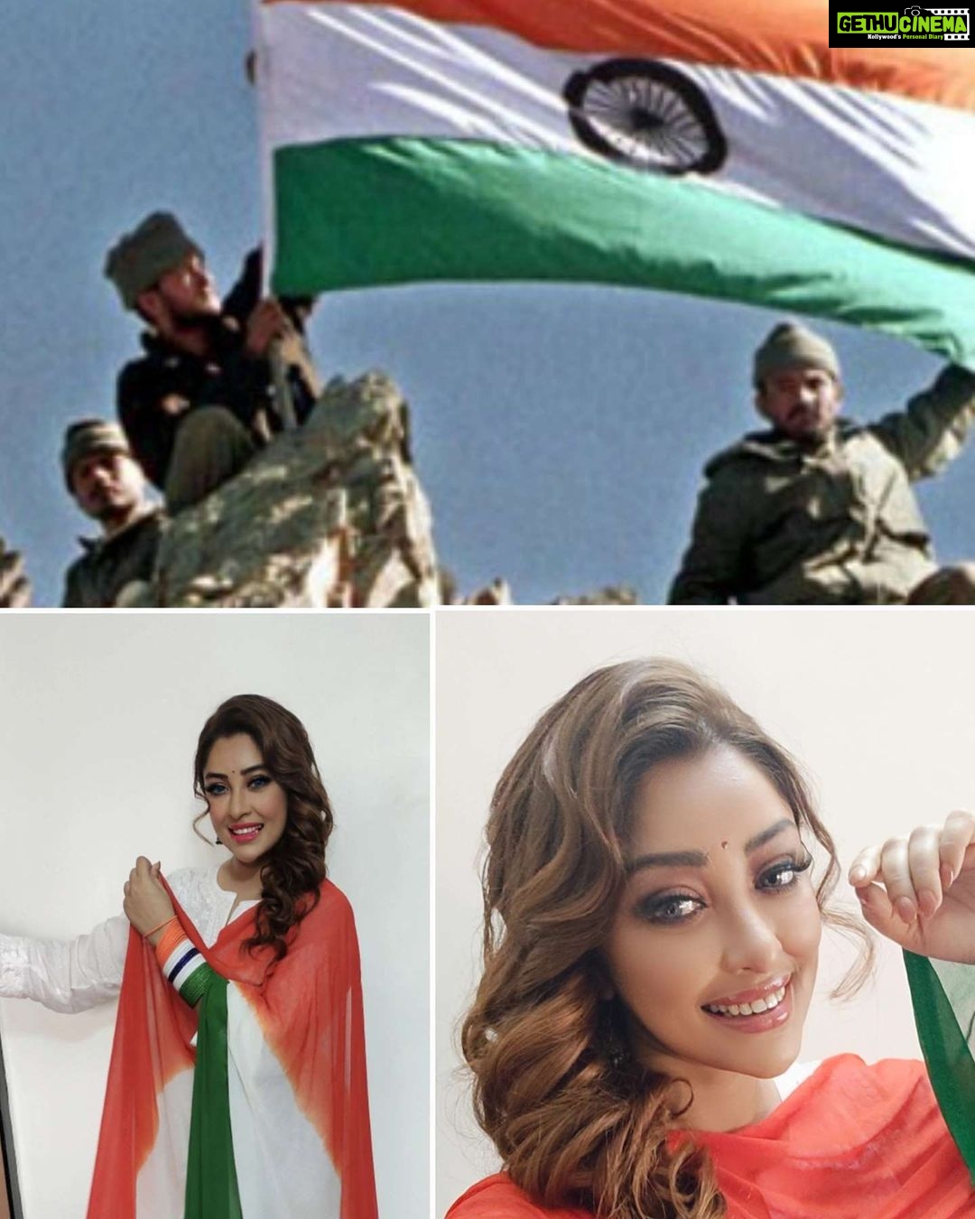 Payal Ghosh Instagram - Happy 75th Independence Day to all fellow Indians, Let us celebrate the spirit of freedom n wish that our #tricolour always fly high, inspiring us to do our utmost for the Nation. #jaihind #independenceday #jaibharat ,๐ฎ๐ณ๐ฎ๐ณ