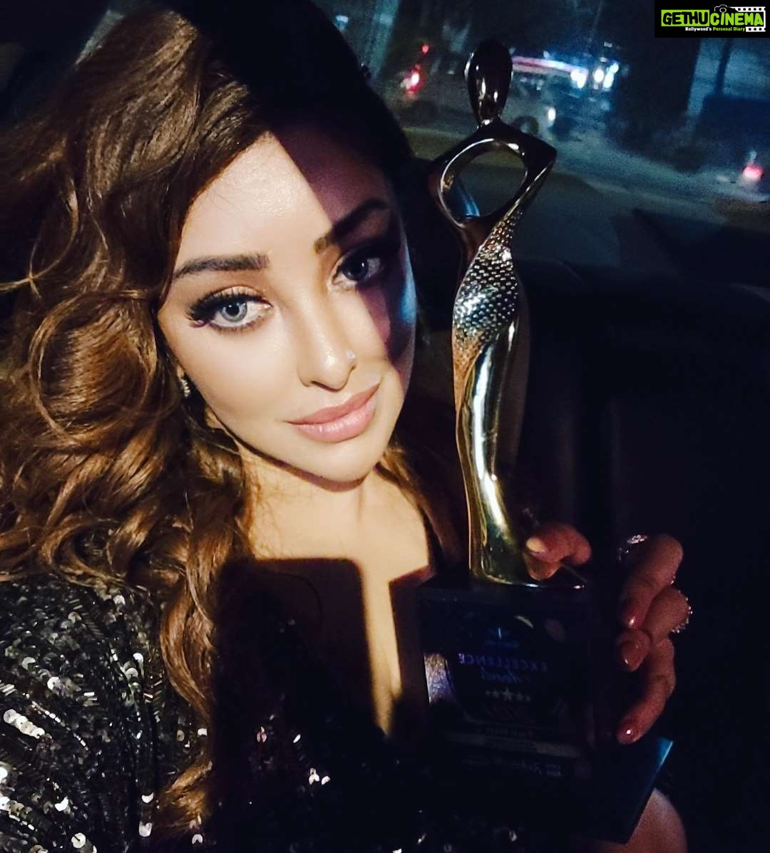 Payal Ghosh Instagram - Glad 🖤🖤 @blissfulindian
