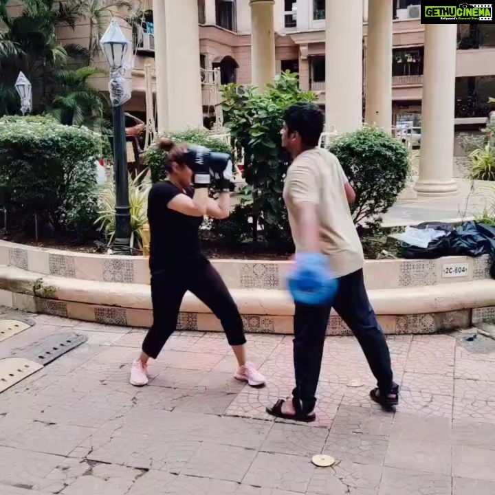 Payal Ghosh Instagram - Nothing comes easy, you need to work really hard for it, prepping up for my NEXT #charliesangels 🤓 #letsdoit 💪 🖤🖤