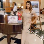 Payal Ghosh Instagram - Glad to receive Naari Shakti ICON achiever Award 🖤🖤 #awards #love Stylist : @akankshakawediastyle Outfit: @lapearl289 Jewellery: @aquamarine_jewellery MUH : @rajpardesi
