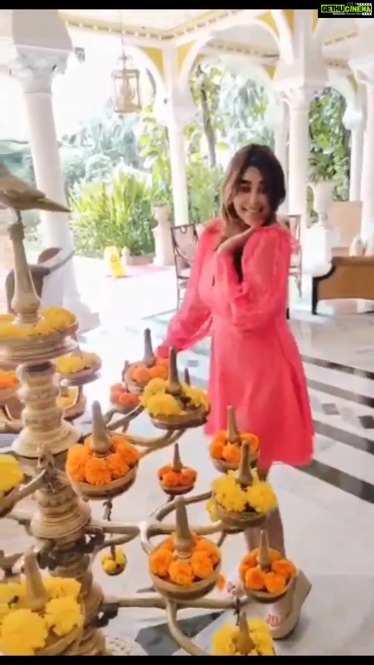Payal Ghosh Instagram - 🖤🖤🖤🖤🖤🖤🖤🖤 #love #payalghosh #live #laugh #love #staysafe